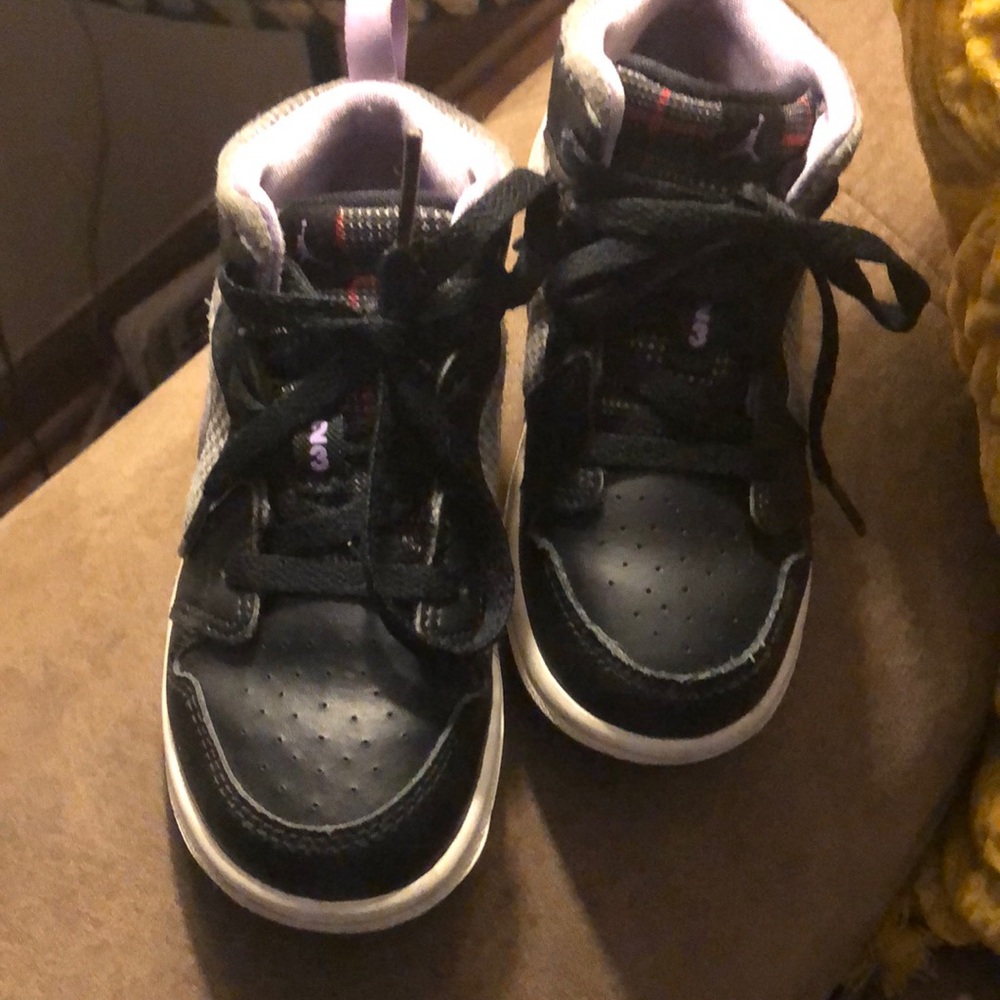 The Air Jordan 1 Mid SE TD ‘Houndstooth size 10c - Picture 1 of 6